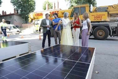 Orcasitas avanza hacia la creación del primer barrio ecosolar de Madrid