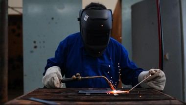 Madrid alcanza un récord histórico de 3,8 millones de afiliados y lidera el empleo en España