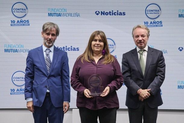 Robledo de Chavela recibe un premio nacional por su lucha contra la violencia de género