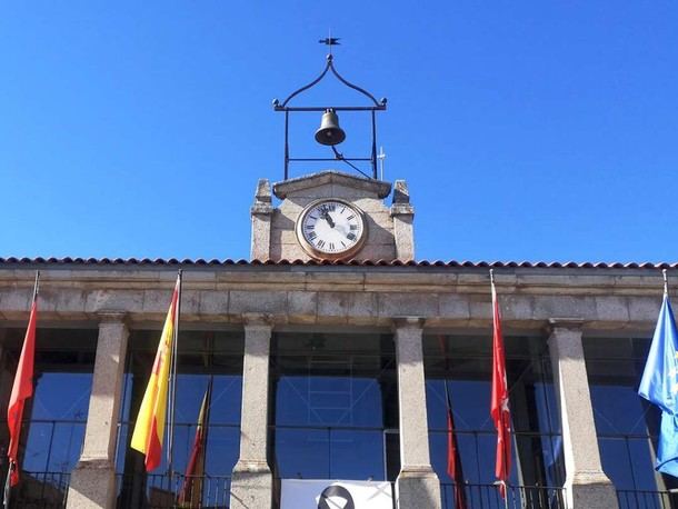 Robledo suma siete nuevos empleados mediante programa juvenil de empleo