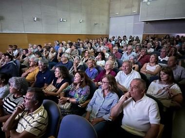 Robledo de Chavela llena el Teatro con la retransmisión de La Traviata