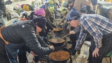 Villanueva de la Cañada celebra la XXI edición de las Migas Solidarias