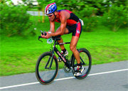 El ciclismo se une al atletismo en la prueba alpedreteña  (Foto: CEDIDA)